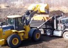 Фронтальный колесный погрузчик John Deere 844K