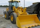 Фронтальный погрузчик LW300F