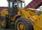 Фронтальный погрузчик LW300F